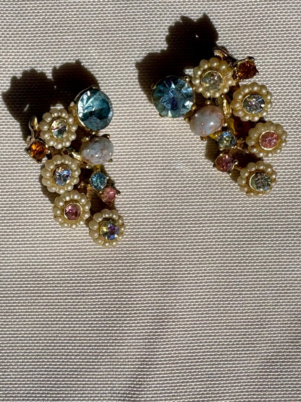 VTG Maximalist Rhinestone MCM Glamour Clip On Statement Earrings